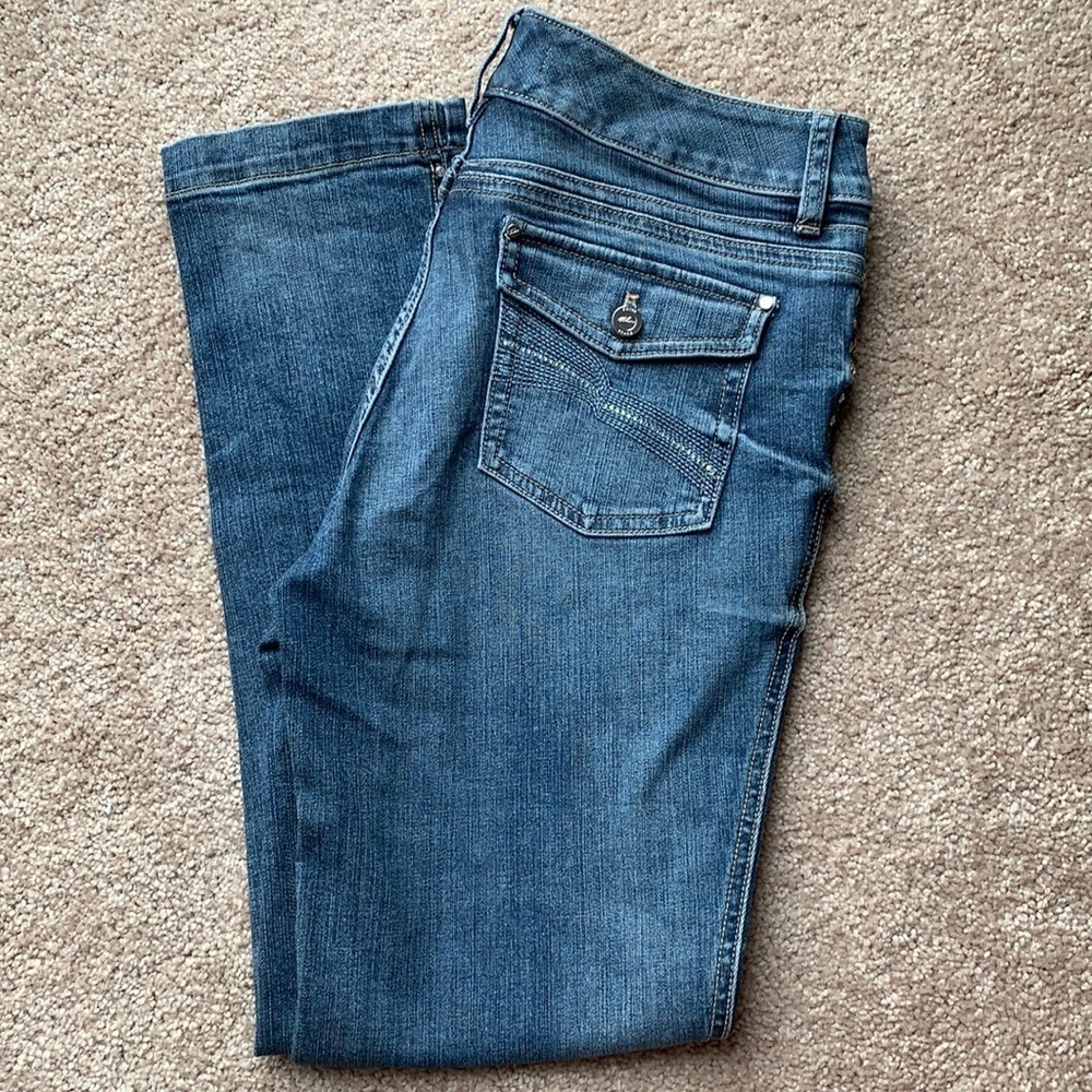 White House Black Market Blanc jeans
